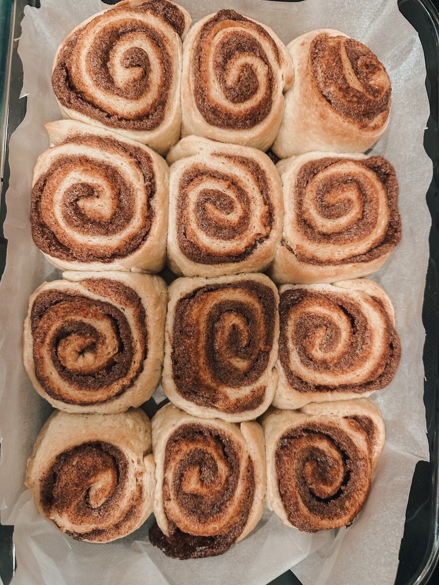 Sourdough Cinnamon Rolls (6 rolls)